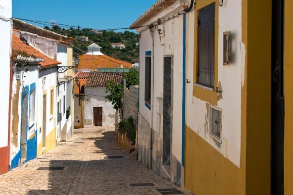 Stylish Town House In Silves Villa Bagian luar foto